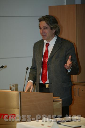 2008-02-18_16.10.12.JPG - Ehrengast Sozialminister Dr. Erwin Buchinger hielt Vortrag zum Thema 'Vernderungen und Unsicherheiten in der Arbeitswelt - Verantwortung von Wirtschaft und Staat'.