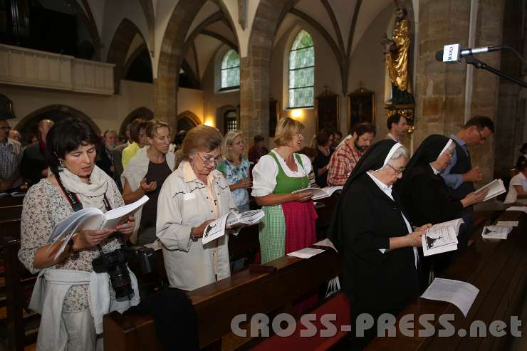 2014.06.18_19.05.05.jpg - Messe in der Stadtpfarrkirche St. Stephan