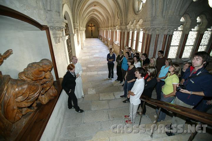 2008.07.05_08.41.22.JPG - Fhrung durch Stift Heiligenkreuz mit Fr. Coelestin