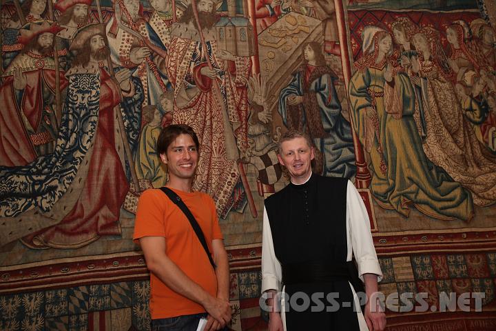2009.08.14_14.02.01.jpg - P.Nikodemus mit jungen Kunsthistoriker Dr.Bernhard Zeller.