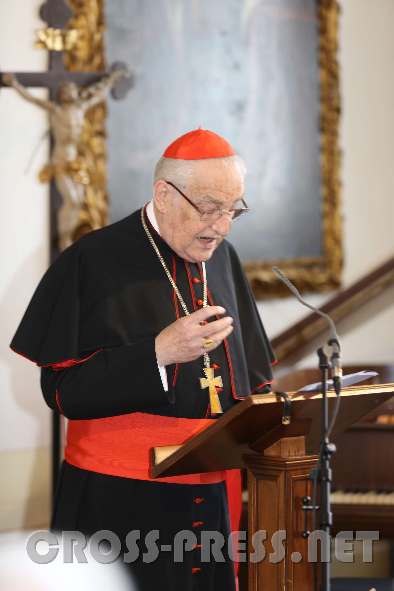 GrundSteinLegung für den HochSchul-AusBau Zenon Kardinal Grocholewski bei seiner Festansprache.