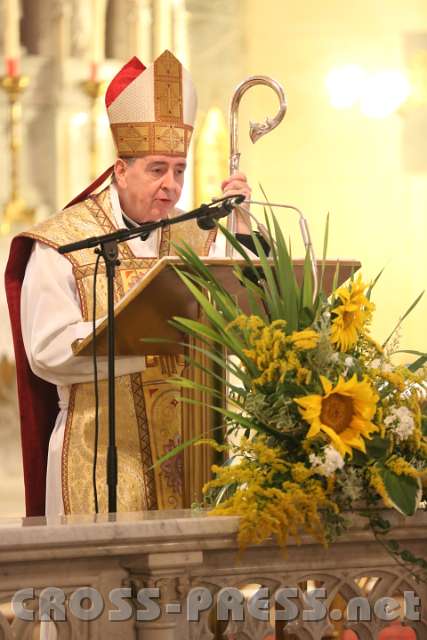 2013.08.28_07.51.27.jpg - Kardinal Kurt Koch hielt die Predigt bei der Abschlussmesse der Sommerakademie.