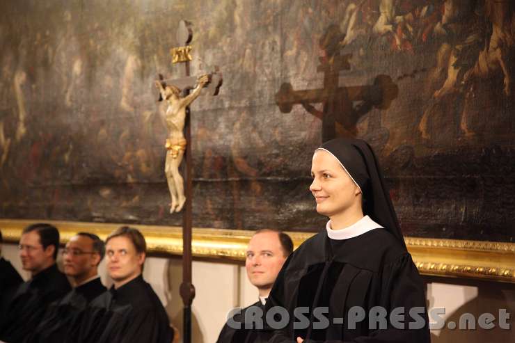 2014.11.14_17.29.38.jpg - Schwester Rafaela Kołodziejak von den Benediktinerinnen der Anbetung in Wien.