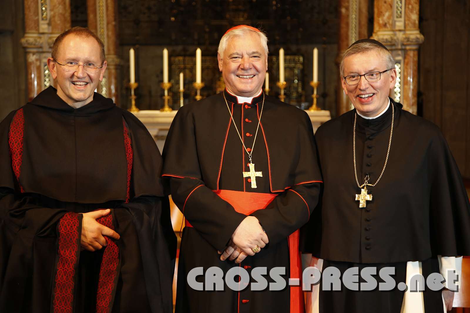 2015.11.14_17.11.43.JPG - Rektor P.Karl Wallner, Kardinal Gerhard Müller und Abt Maximilian Heim.
