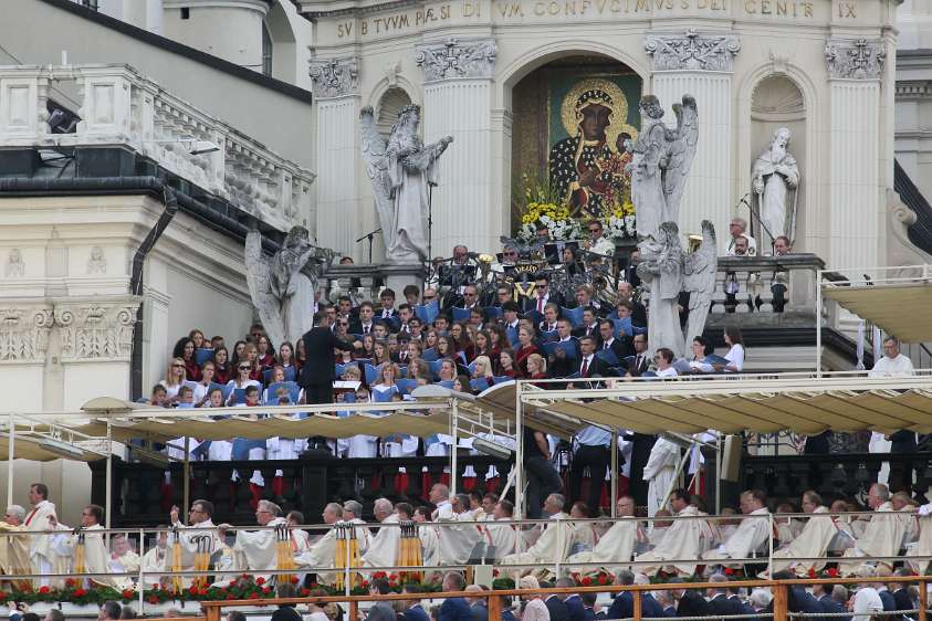 WeltJugendTag Krakau 2016 Rechts oberhalb des Altars befand sich der Chor.