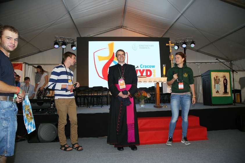 WeltJugendTag Krakau 2016 Bischof Stefan Oster von Passau hielt eine Katechese für deutschsprachige Jugendliche.