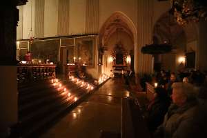 Rorate-Messe in der Stiftskirche Seitensttetten