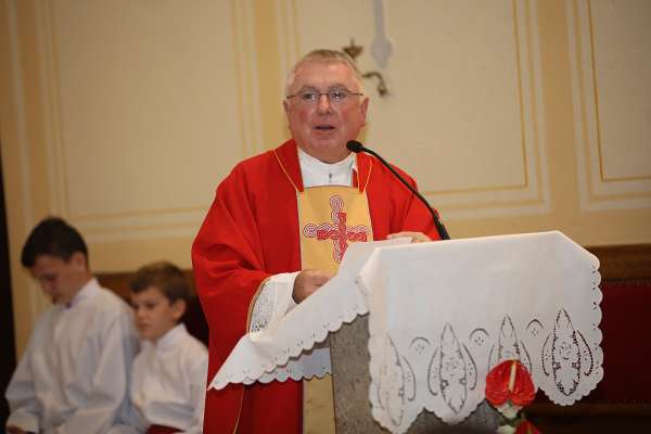 GedenkTag zum sel. Kardinal Stepinac in seiner Pfarre Predigt von mons. Dr. Juraj Batelja.