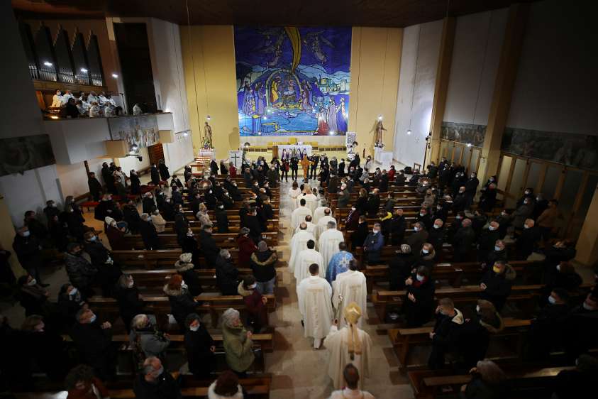 Biskup Mijo Gorski je blagoslovio novi mozaik u Nac. Svetištu sv. Josipa Introitus