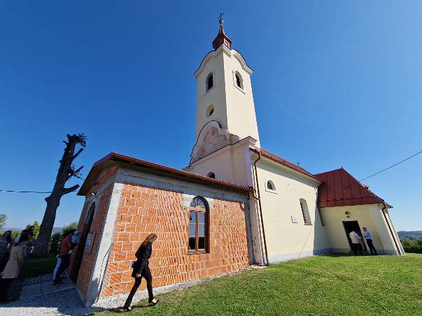 Proštenje u Vrhovcu Župna crkva svetih Kuzme i Damjana