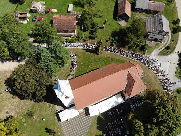 Velika Gospa u Novigradu Procesija
