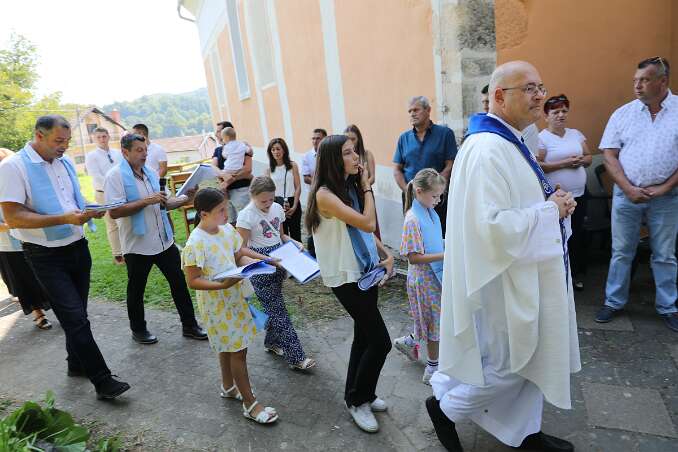 Velika Gospa u Novigradu Procesija,