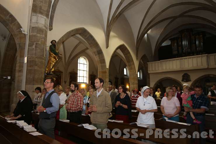 2014.06.18_19.06.33.jpg - Messe in der Stadtpfarrkirche St. Stephan