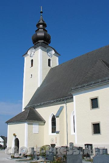2009.03.22_11.04.32.jpg - Pfarrkirche von Biberbach