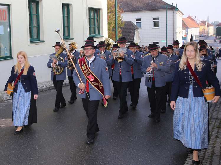 Empfang von Pfr. Lubinski und Erntedankfest