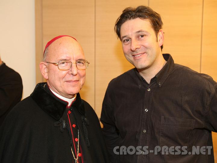 2010.12.07_23.35.39.jpg - Bischof Kng mit JuVi Organisator Eduard Ziegler.