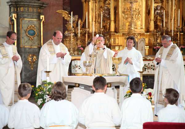 Hl. Messe mit Pater Andreas Hasenburger