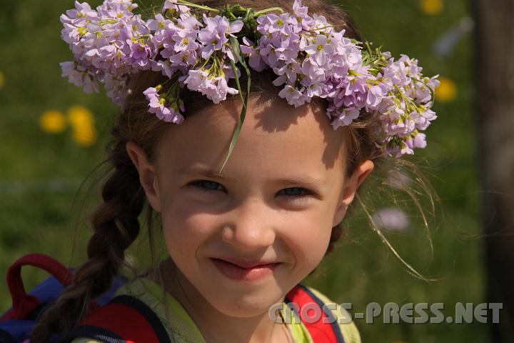 0000.04.25_12.15.46.jpg - Kleine Wiesenfee :)