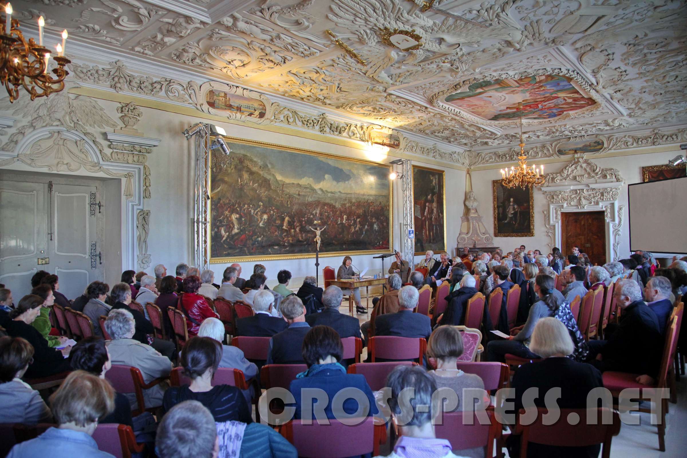 2013.09.28_11.22.31.jpg - Die Vorträge im Kaisersaal fanden vor einem großen Publikum statt.